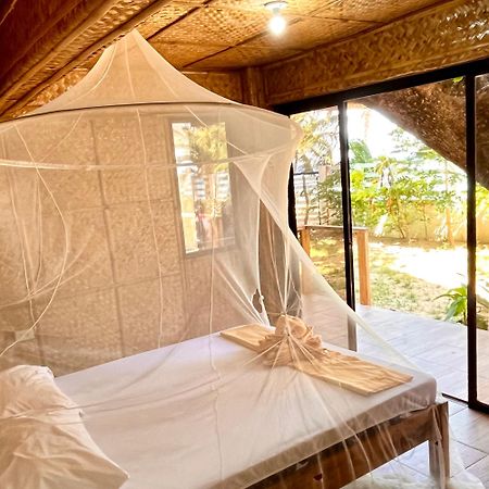 Amami Beachfront Villa With Private Beach 푸에르토갈레라 외부 사진