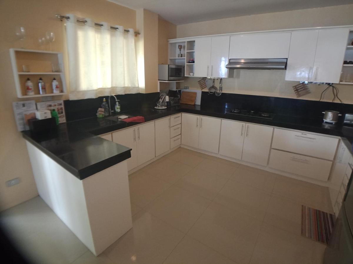 Amami Beachfront Villa With Private Beach 푸에르토갈레라 외부 사진
