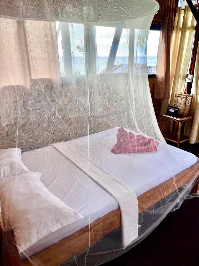 Amami Beachfront Villa With Private Beach 푸에르토갈레라 외부 사진