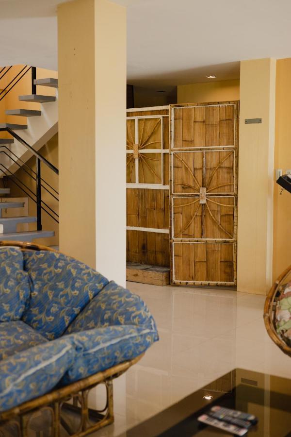 Amami Beachfront Villa With Private Beach 푸에르토갈레라 외부 사진