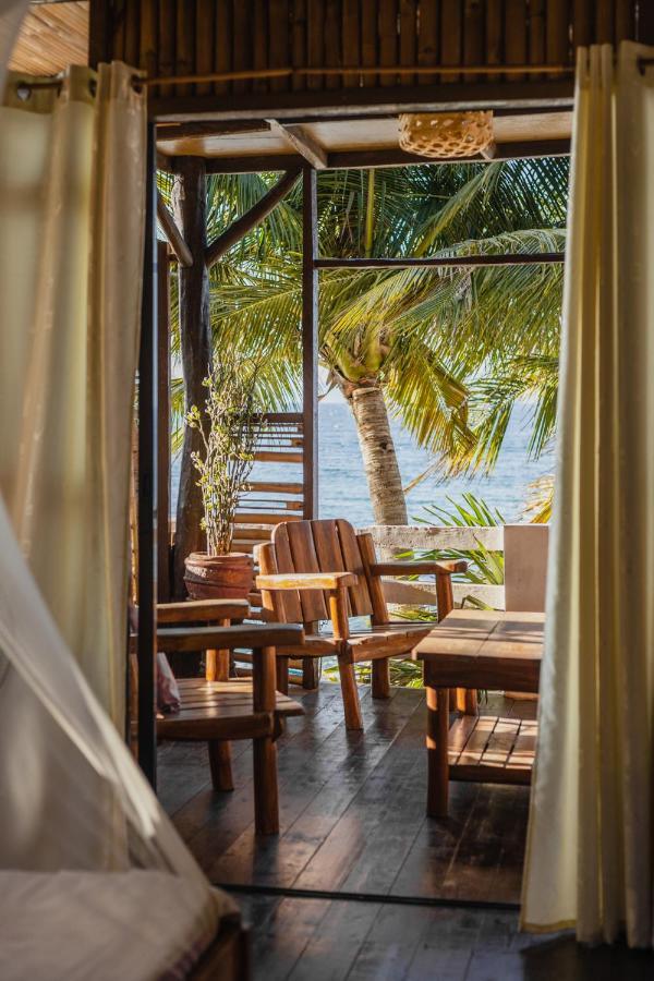 Amami Beachfront Villa With Private Beach 푸에르토갈레라 외부 사진