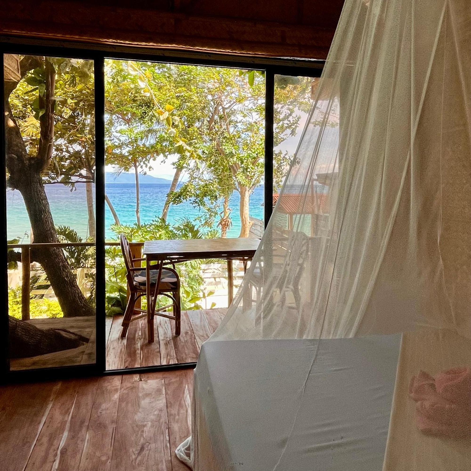 Amami Beachfront Villa With Private Beach 푸에르토갈레라 외부 사진