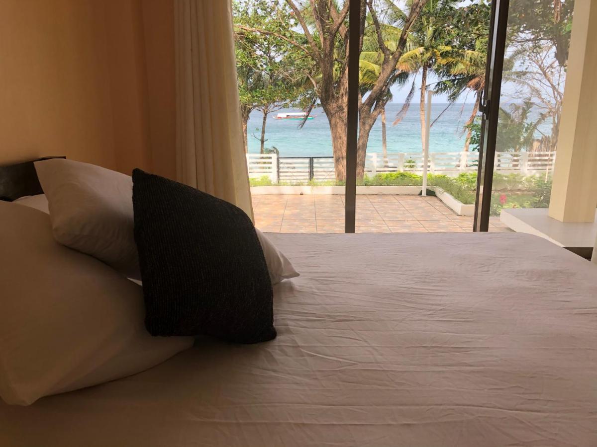 Amami Beachfront Villa With Private Beach 푸에르토갈레라 외부 사진